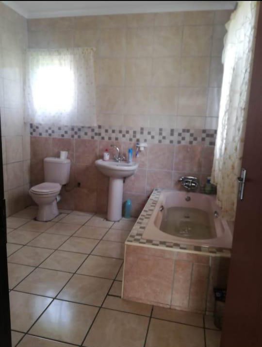 3 Bedroom Property for Sale in Harrismith Free State